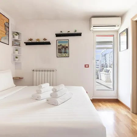 Апартаменты Hostly-salotti Terrace Suite-20min To Vatican Рим