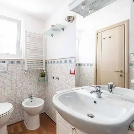 Hostly-salotti Terrace Suite-20min To Vatican Apartment Rome